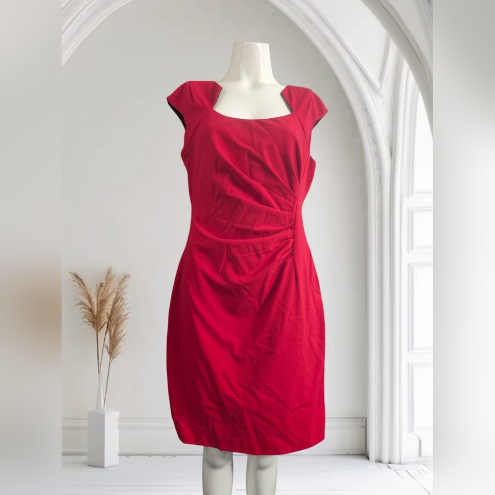 Calvin Klein Side Runched Horseshoe Neck Lined Sleeveless Sheath Red Dress